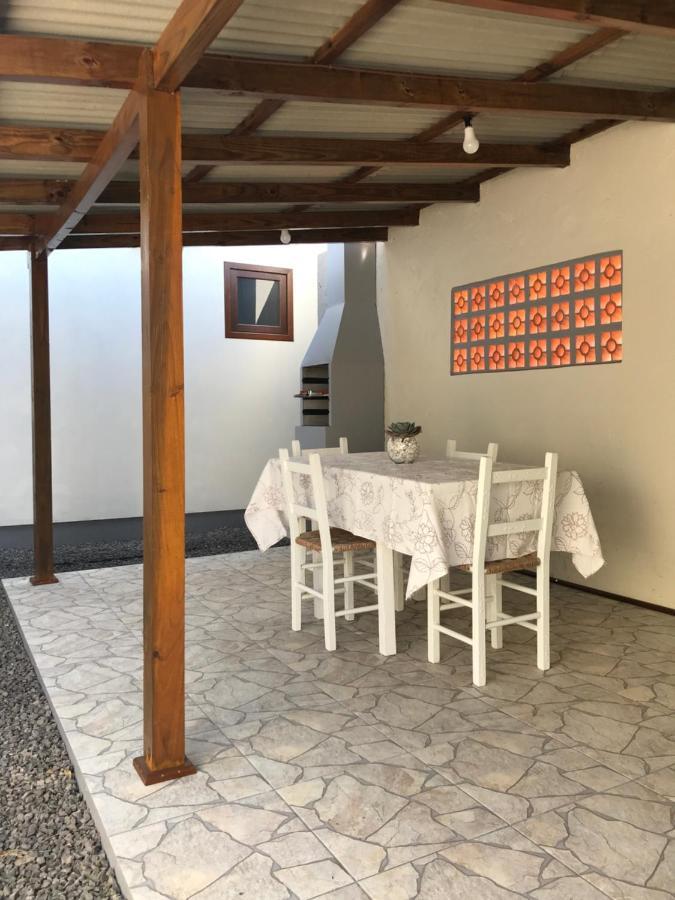 Canyons Guest House Praia Grande  Exterior photo